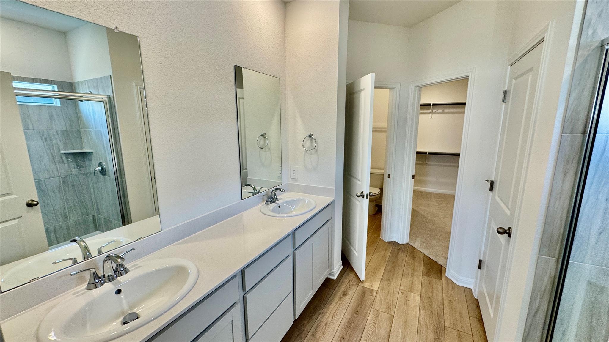 115 Fossil DR — photo 4