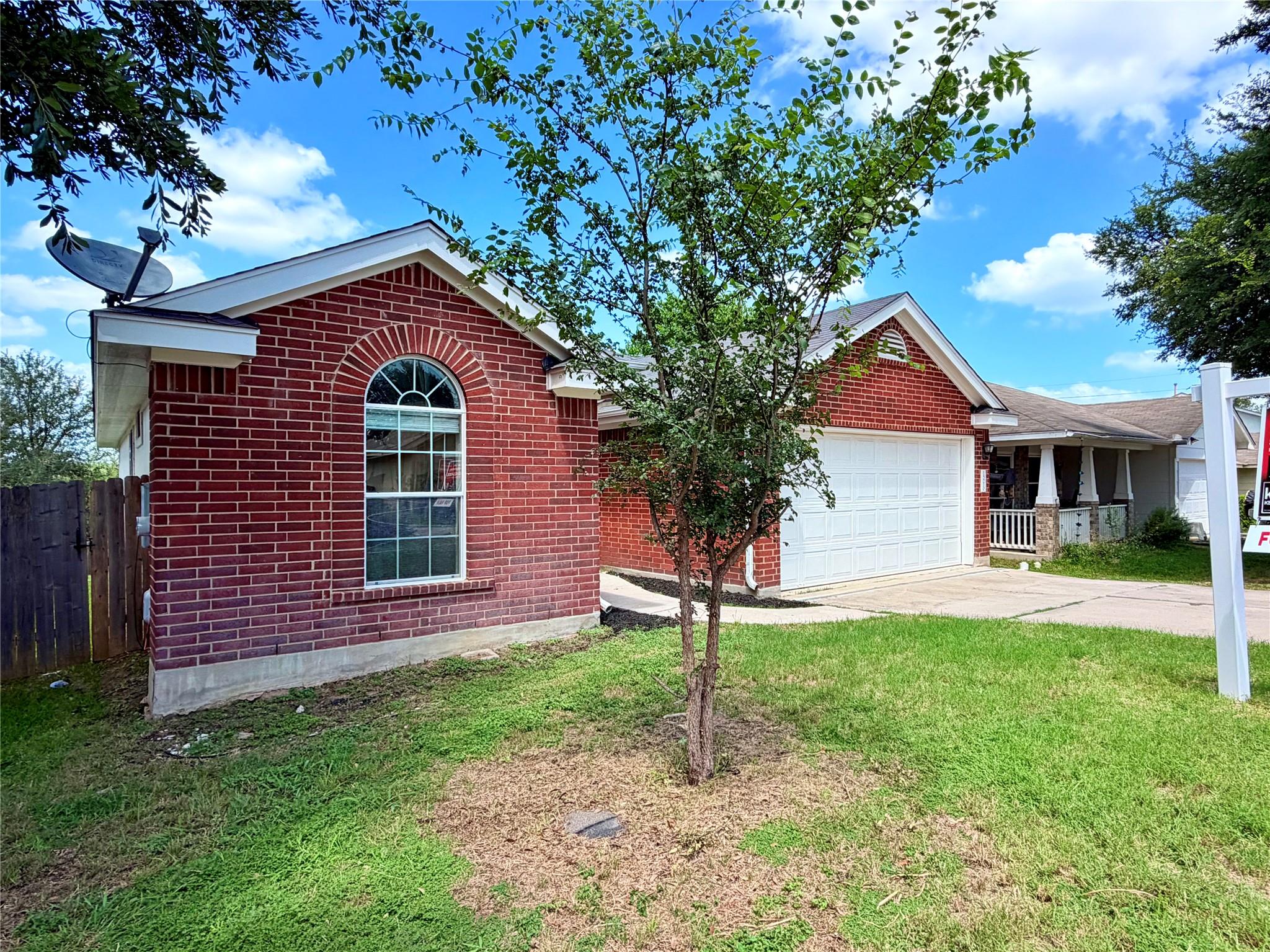 15210 Wideleaf CV — photo 3