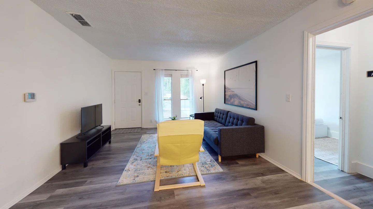 1109 Gardner CV — photo 3