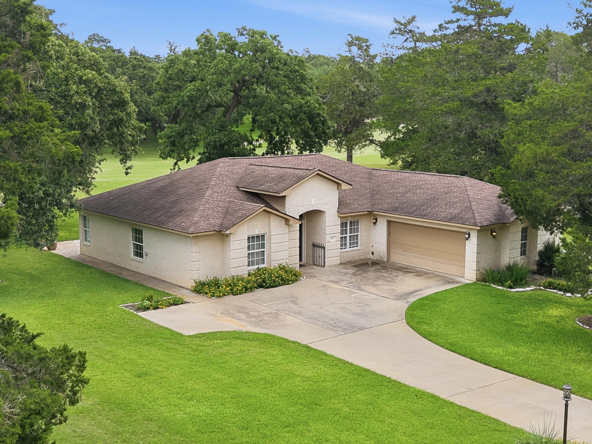 410 Pinehurst DR — photo 4