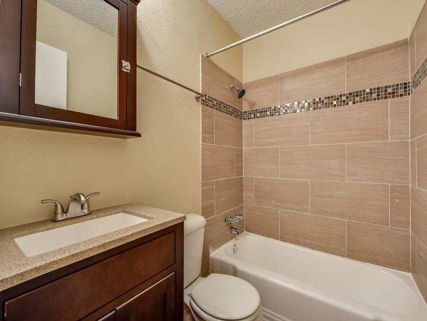 2401 Manor RD #119 — photo 3