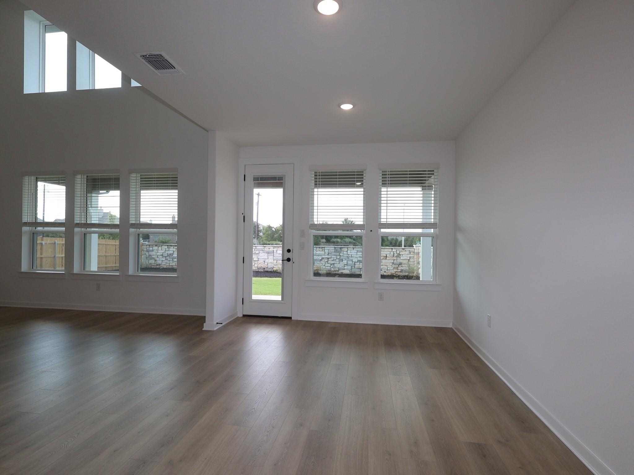 3716 Plentywood LN — photo 5