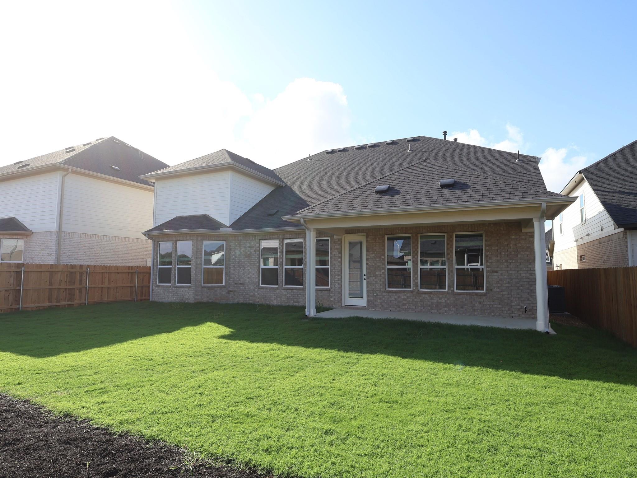 3721 Plentywood LN — photo 5