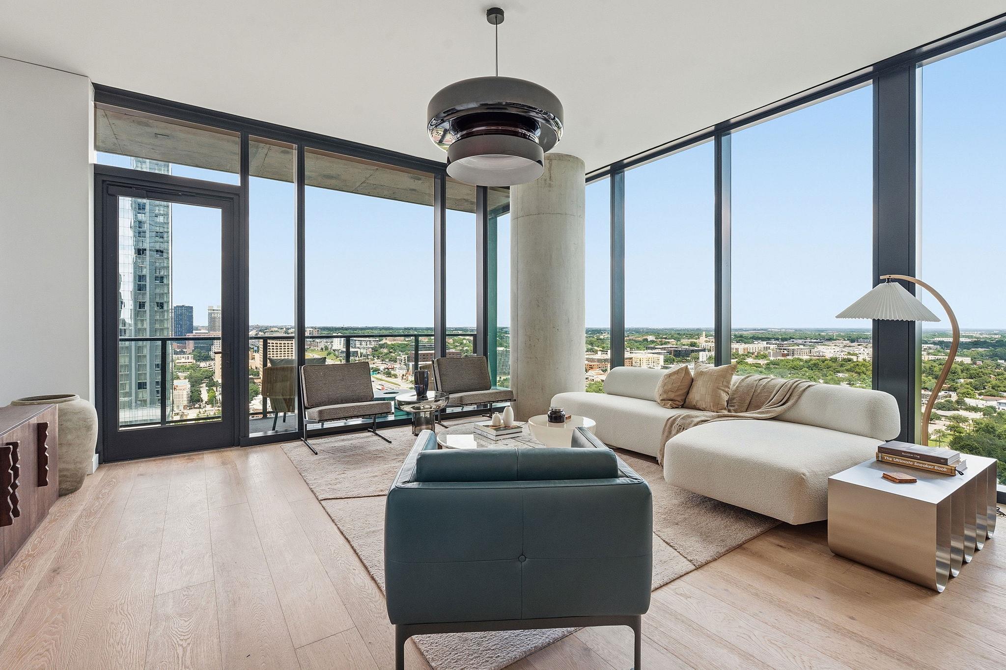 610 Davis ST #2112 — photo 3