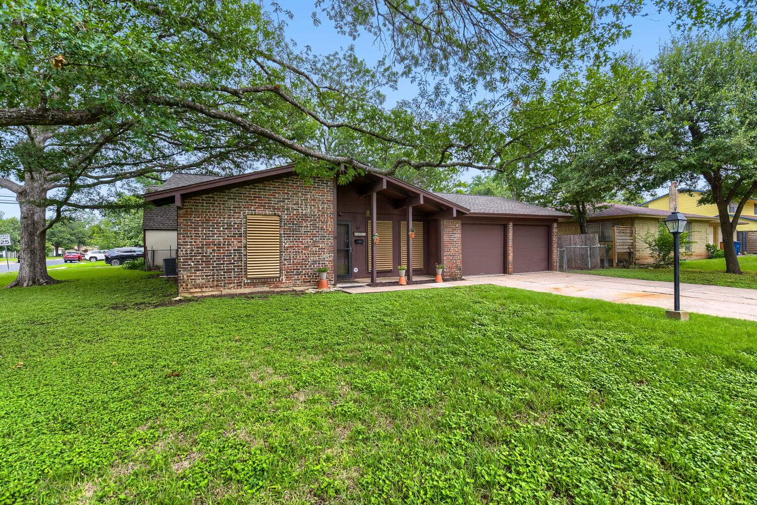 5001 Creekline DR — photo 3