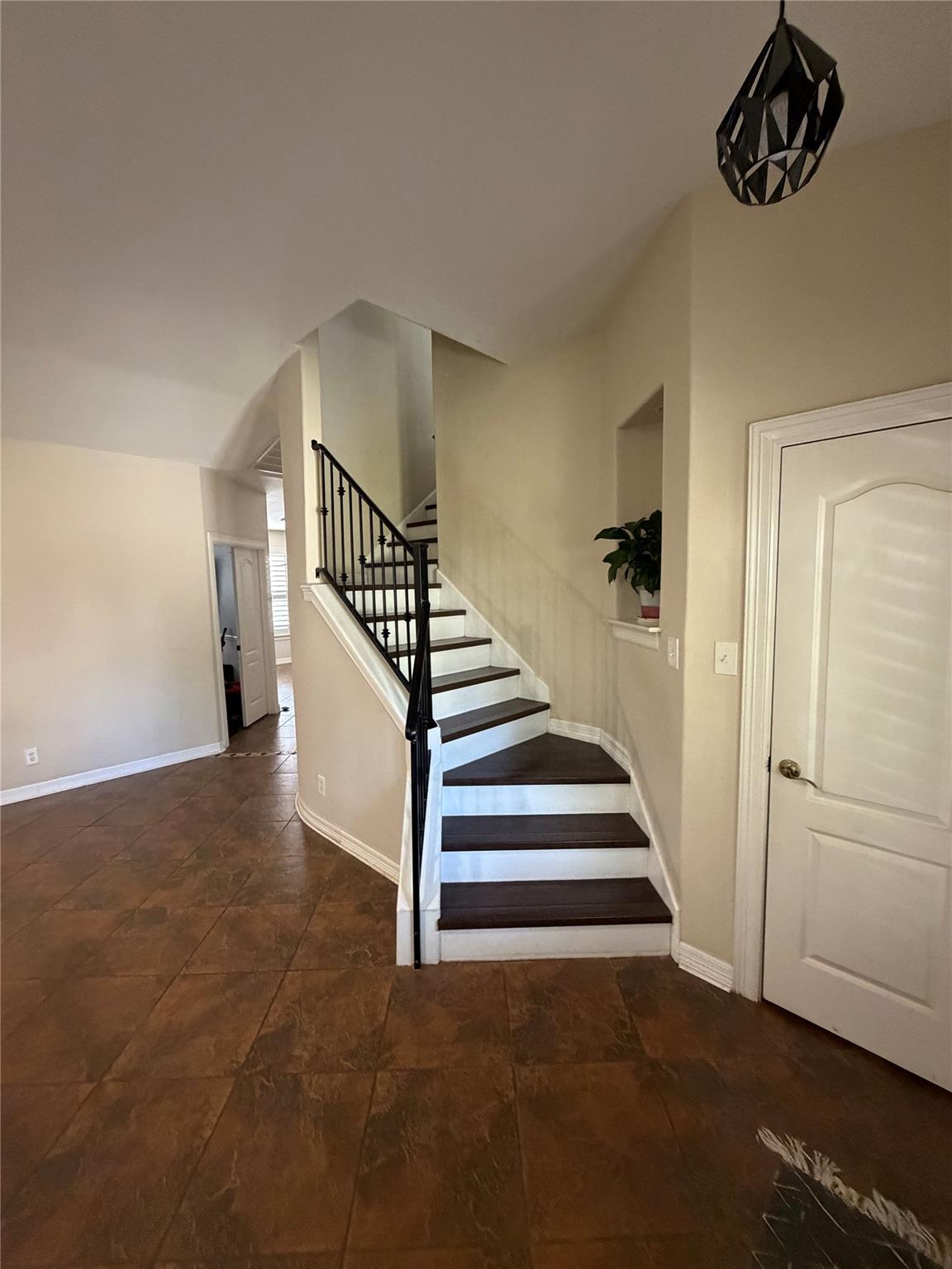 3200 Burks LN — photo 3