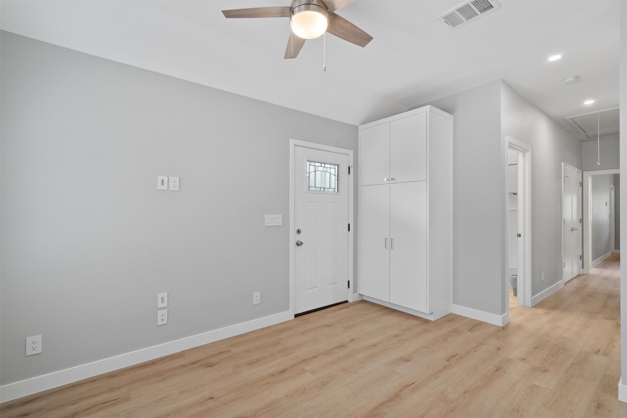 10004 1/2 Gail RD — photo 4