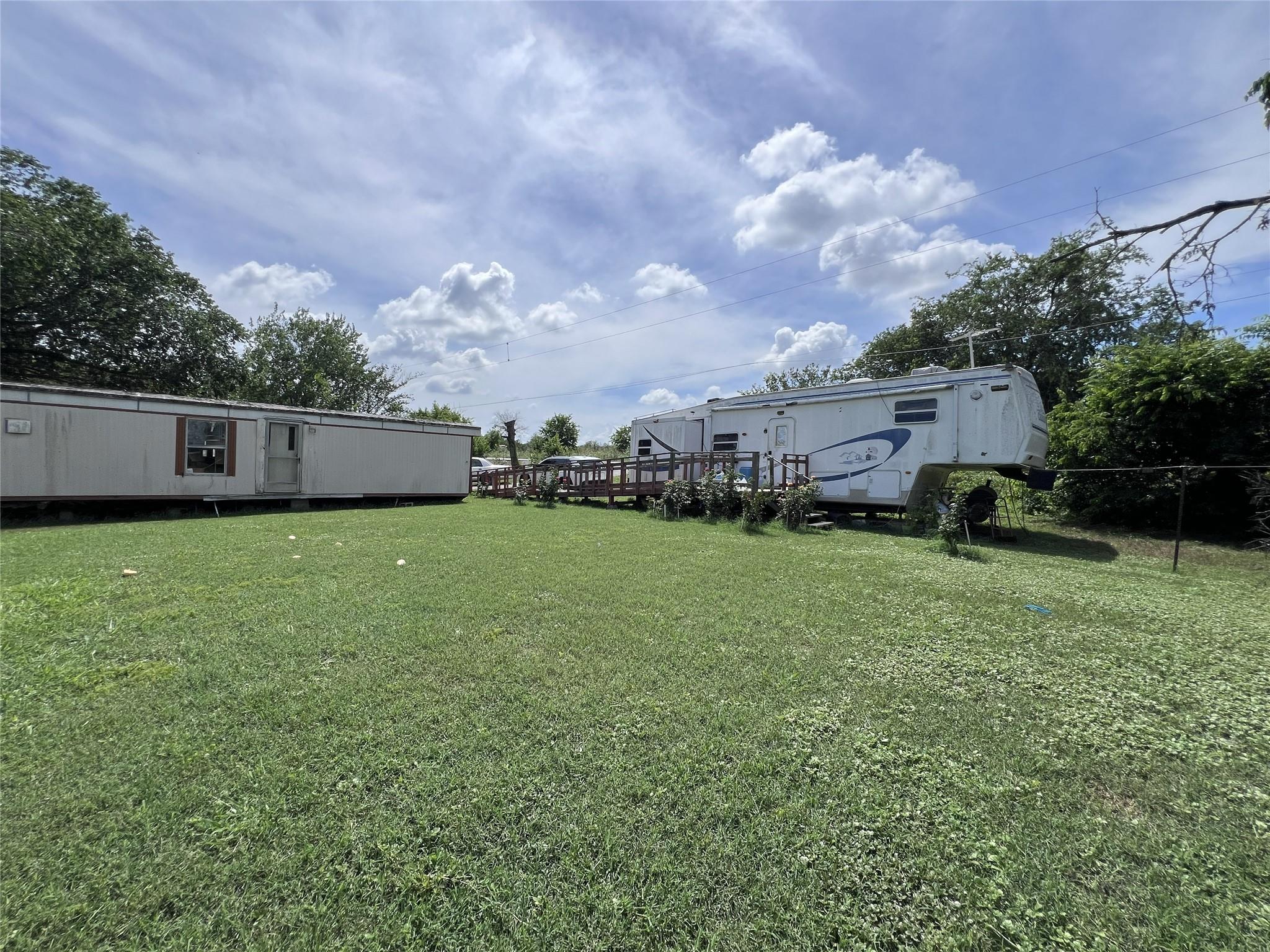 10001 Peterson RD — photo 3
