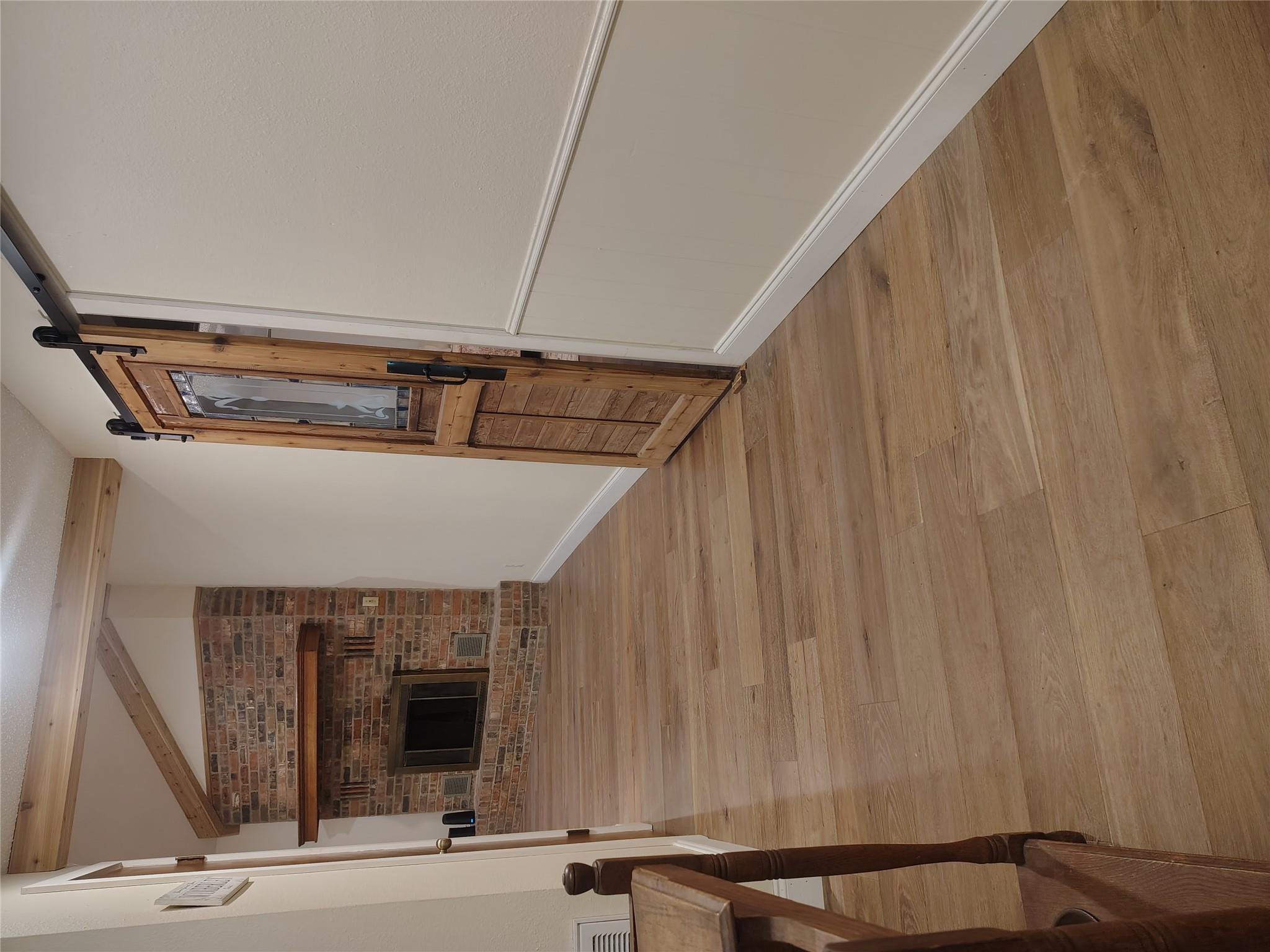 158 Augusta DR — photo 4