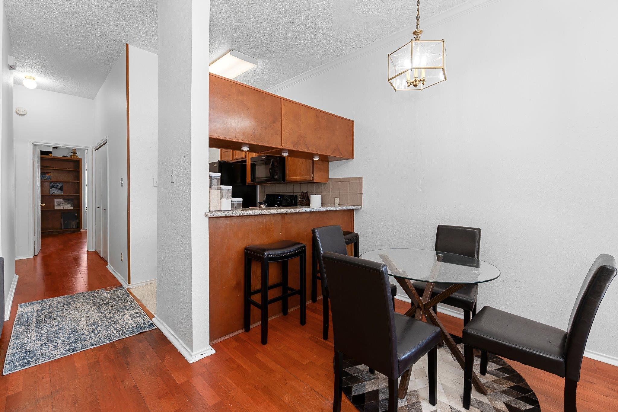 2802 Nueces ST #303 — photo 4