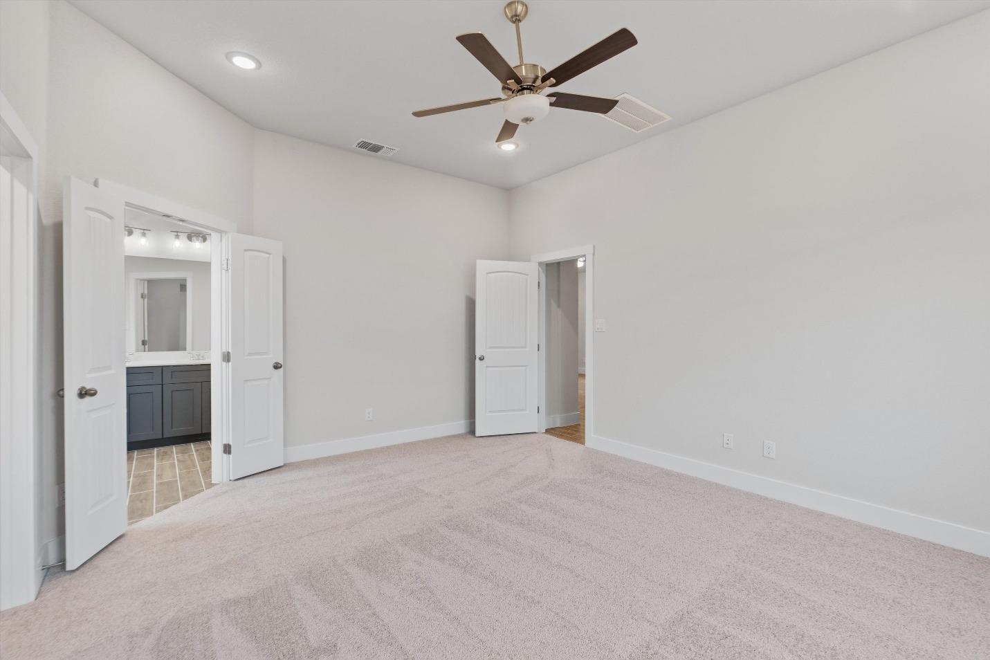 19132 Ariel Elena WAY — photo 5