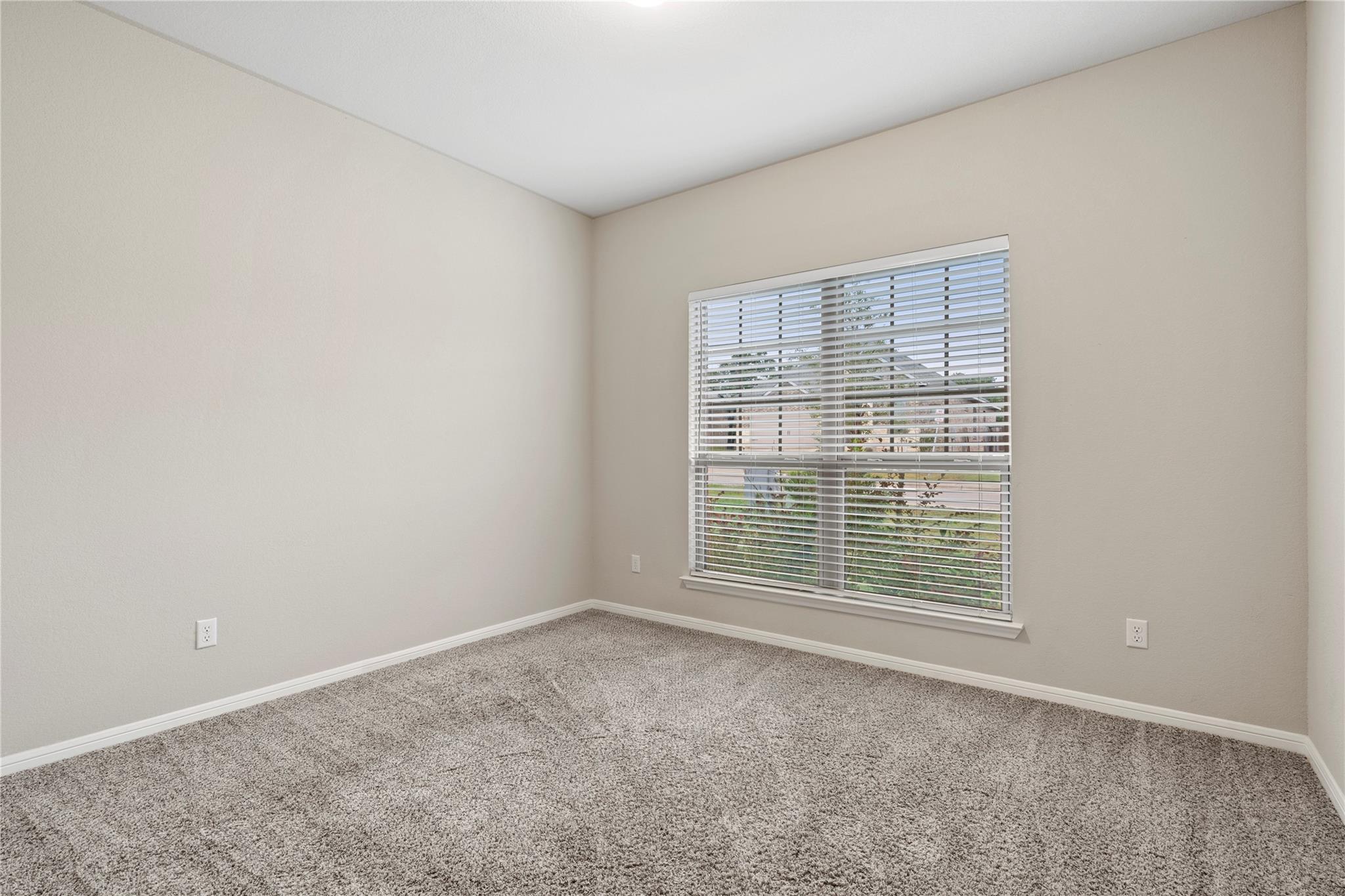 244 Scenic Hills CIR — photo 5