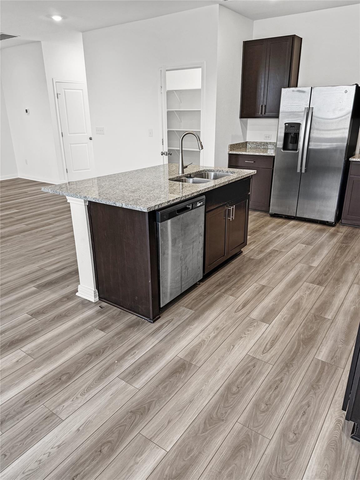 5800 Beverly Prairie RD — photo 4