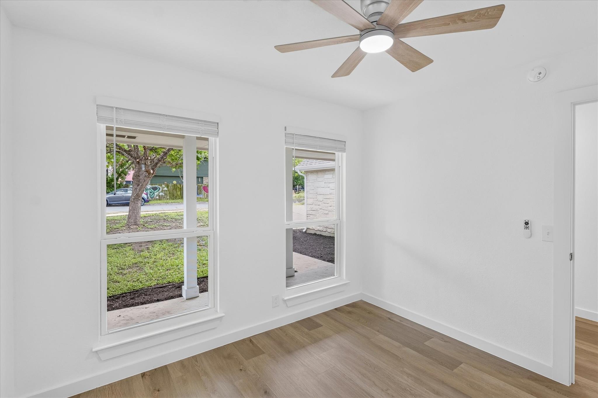 6702 Roseborough DR — photo 4