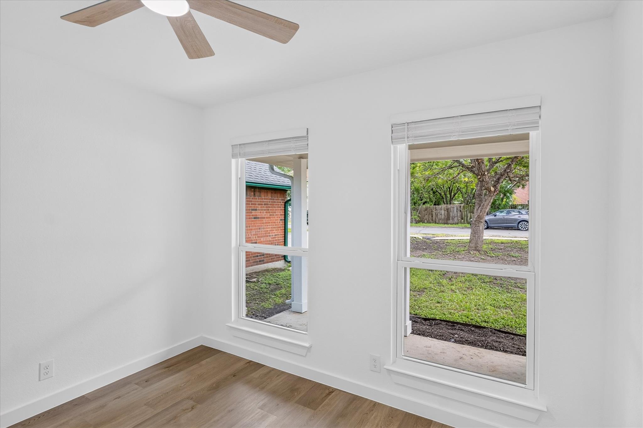 6702 Roseborough DR — photo 5