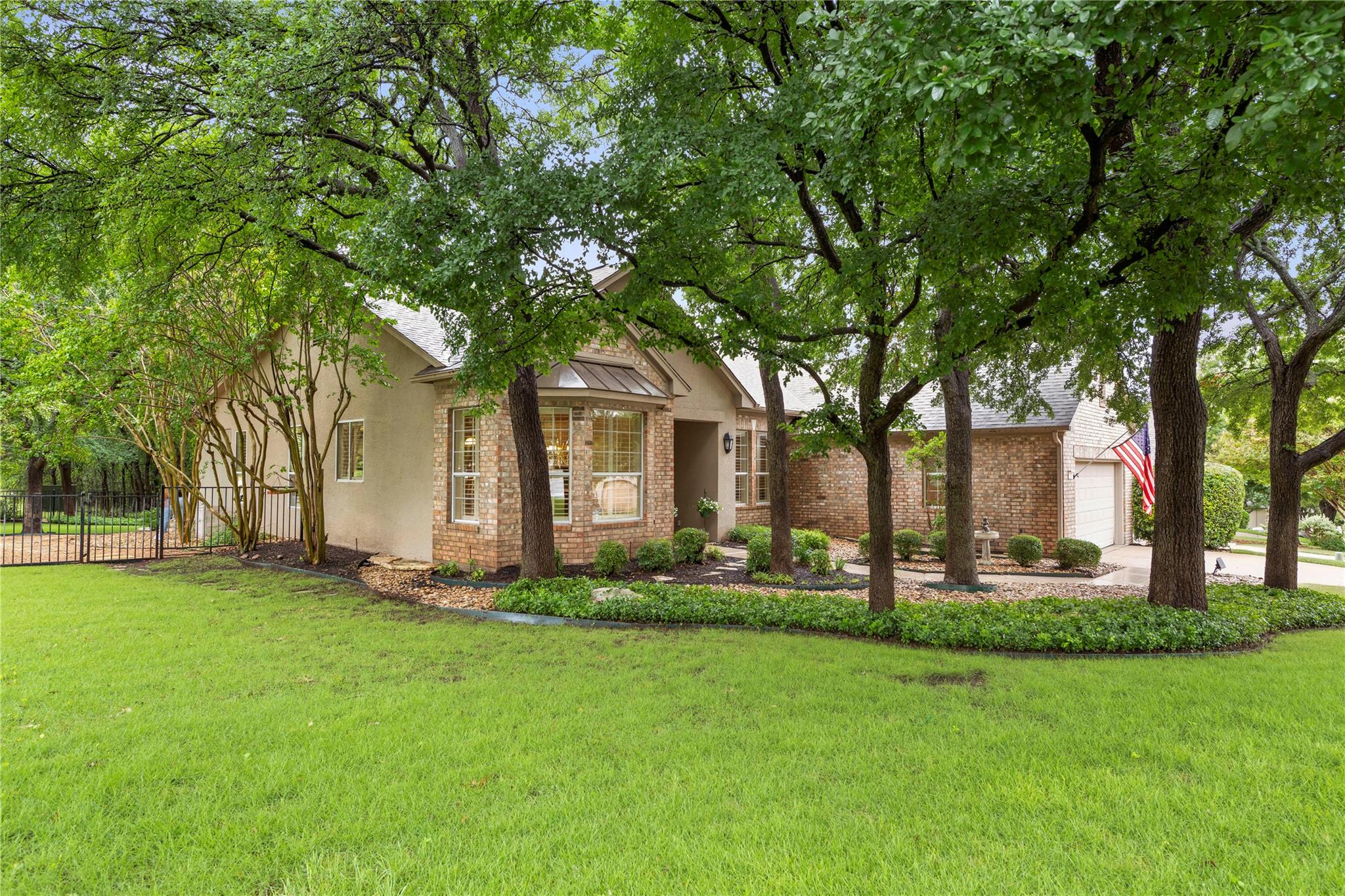 101 Yaupon LN — photo 3