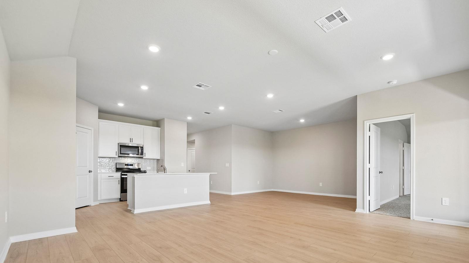 13701 Carper ST — photo 5
