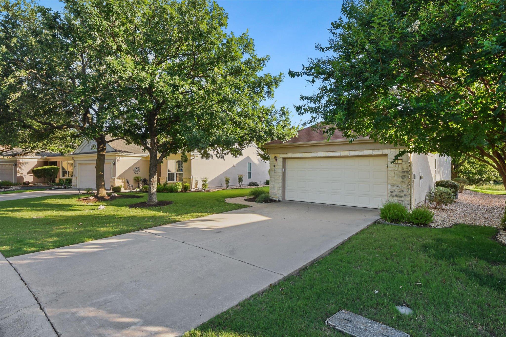 111 Bonham LOOP — photo 3