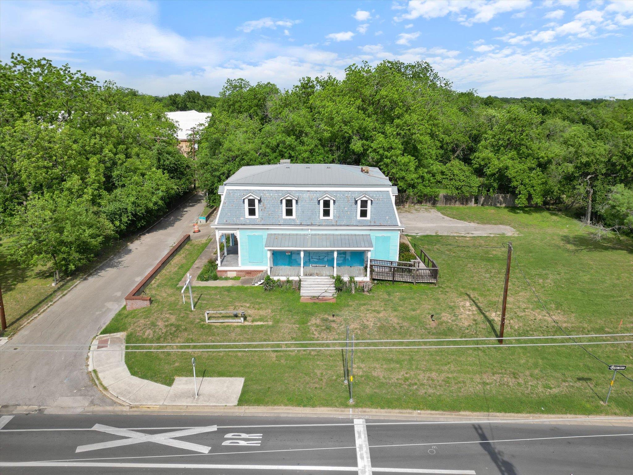 321 Lbj DR — photo 3