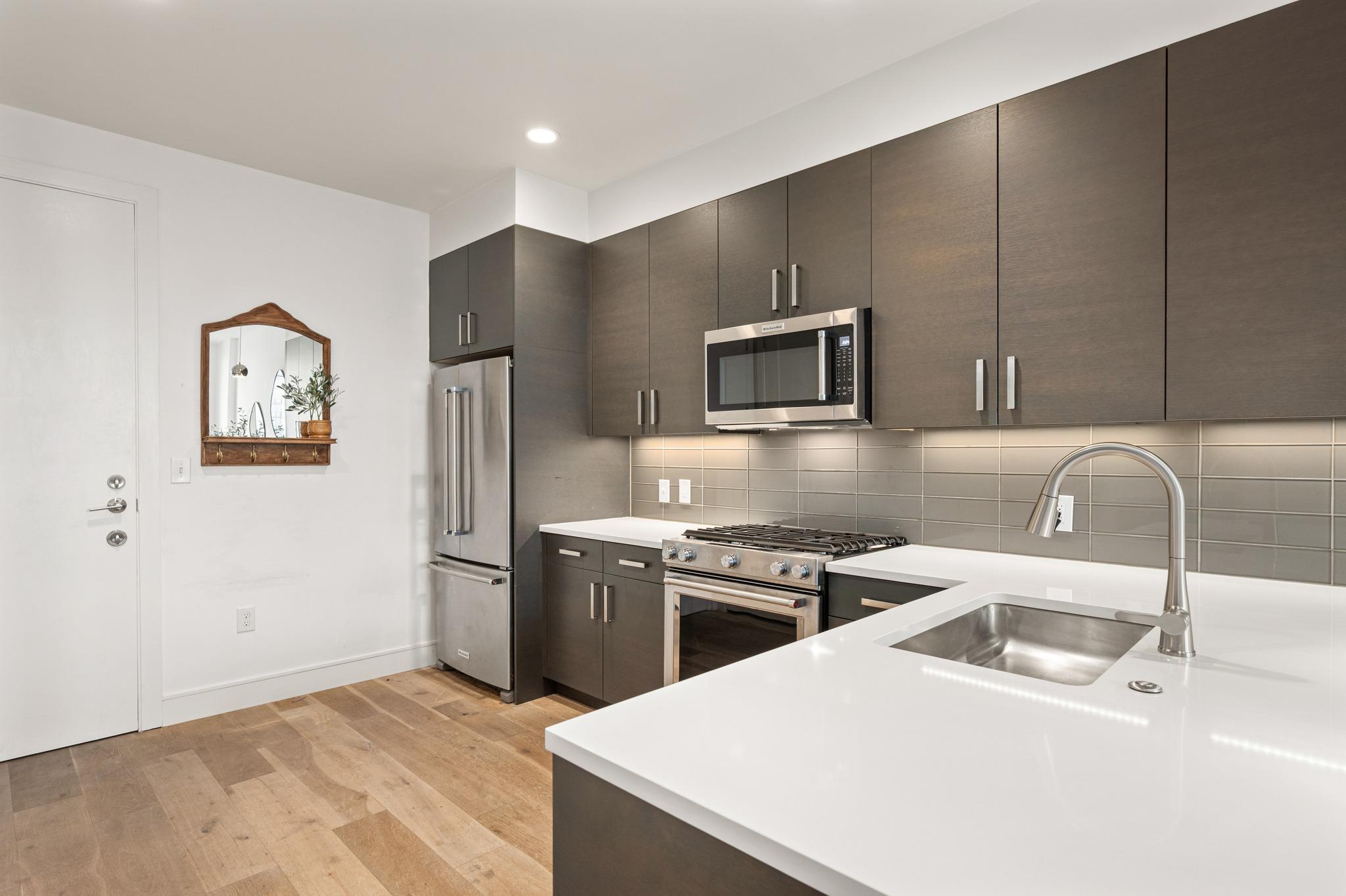 222 West Ave #2507 — photo 3