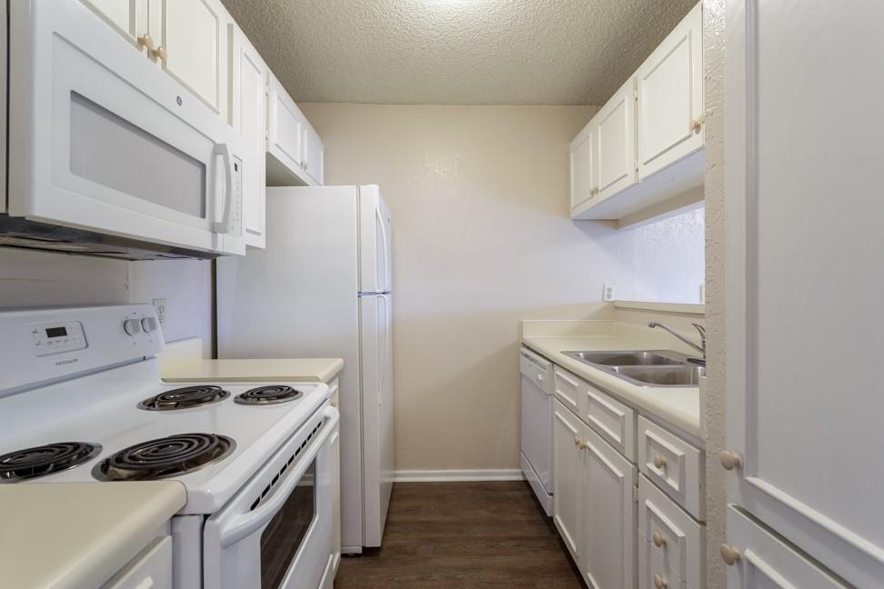 1602 Mill ST #C — photo 5
