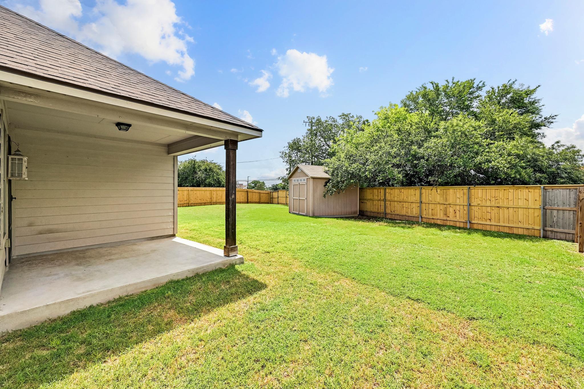 1441 Rainbow Parke DR — photo 5