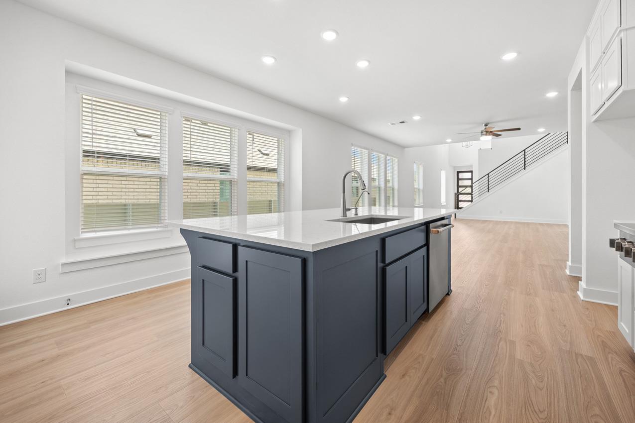 616 High Summit DR — photo 3