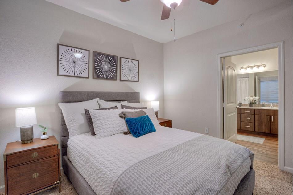 1200 Estancia PKWY #1431 — photo 4