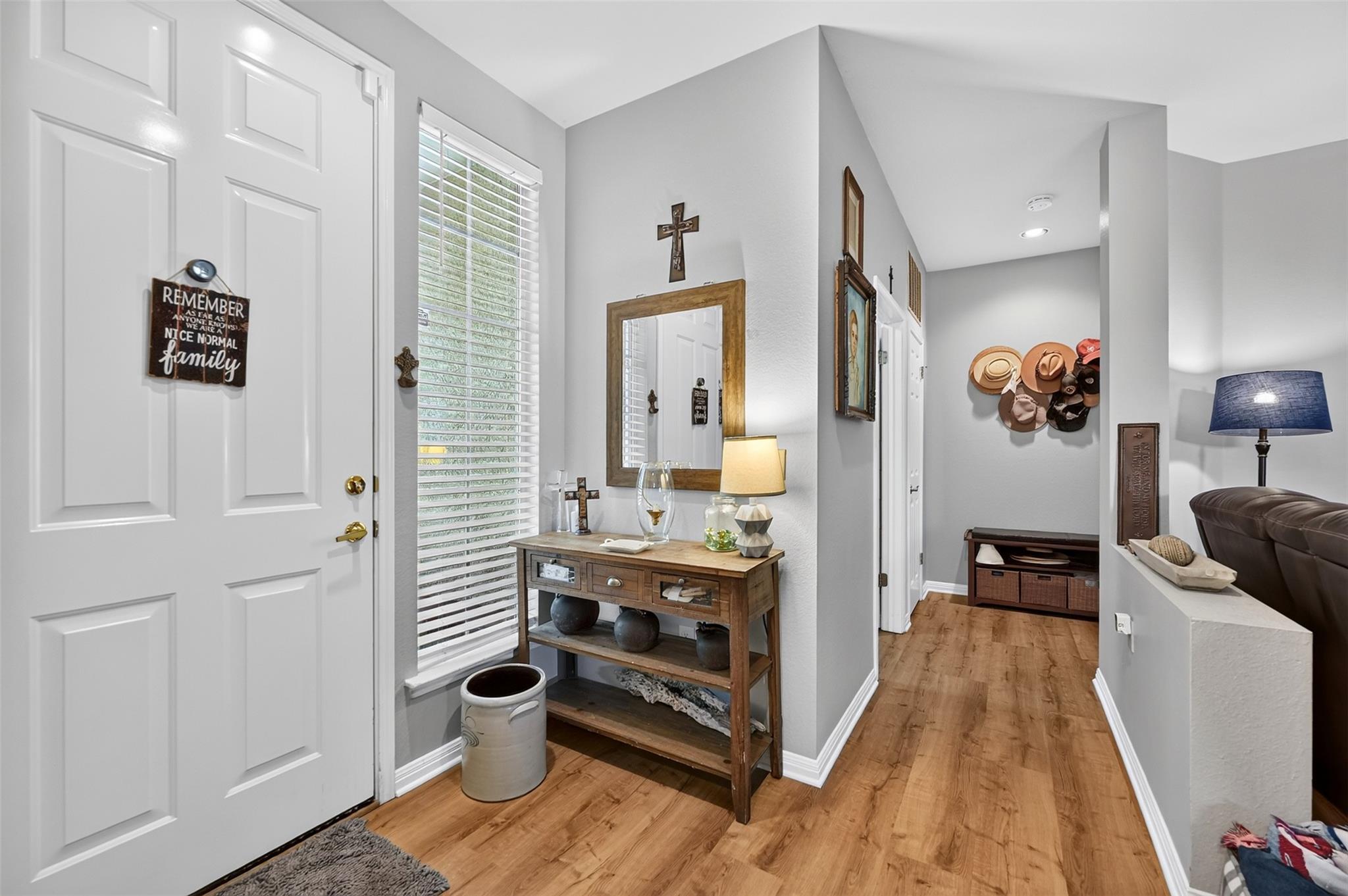 104 Purple Sage DR — photo 4