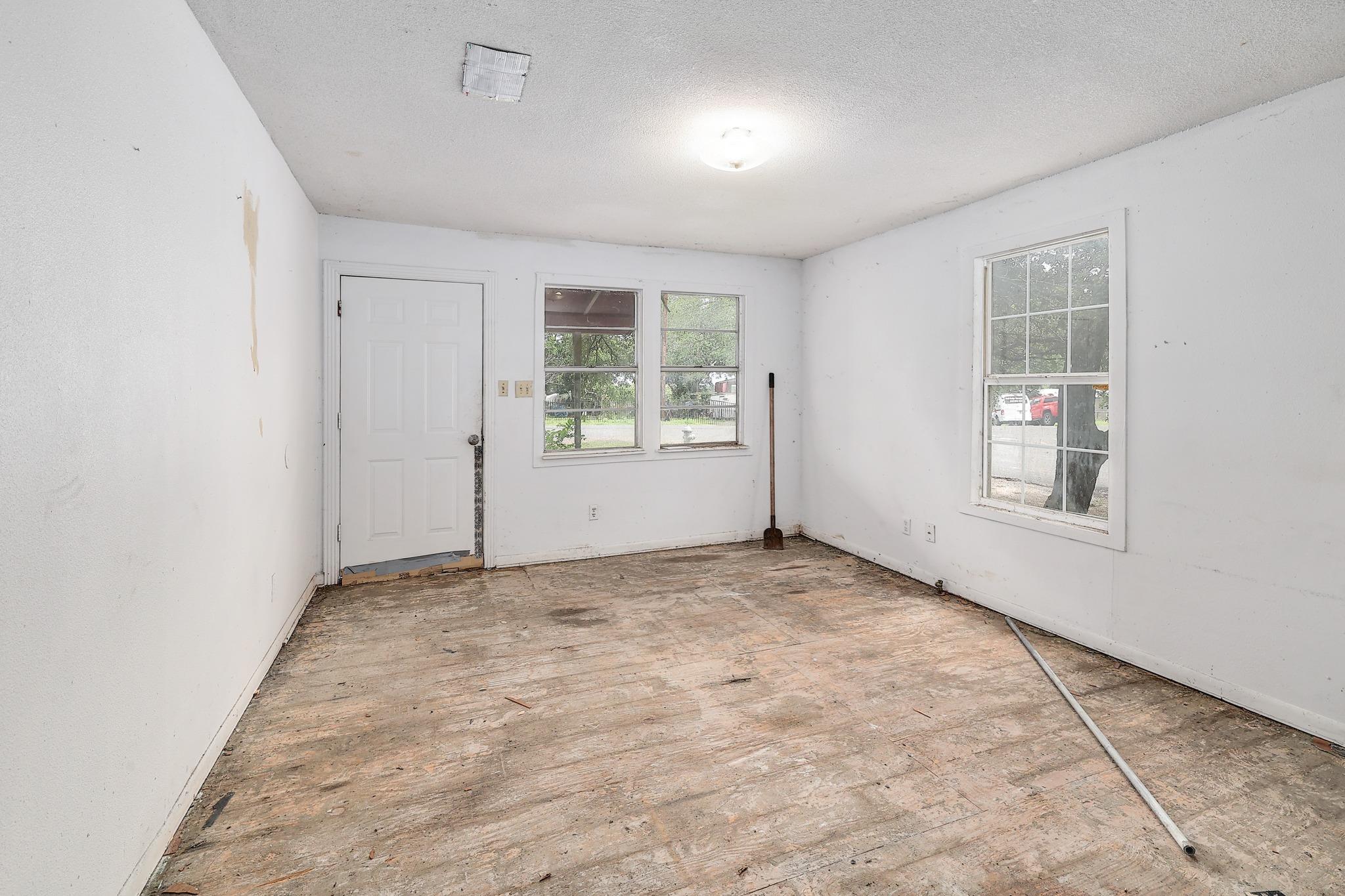 3007 Michoacan DR — photo 4