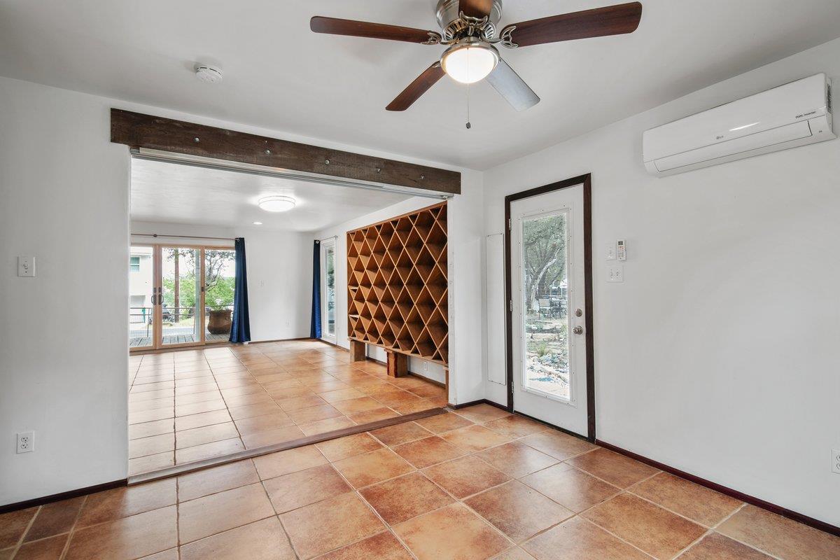 1705 Blue Cat LN — photo 4
