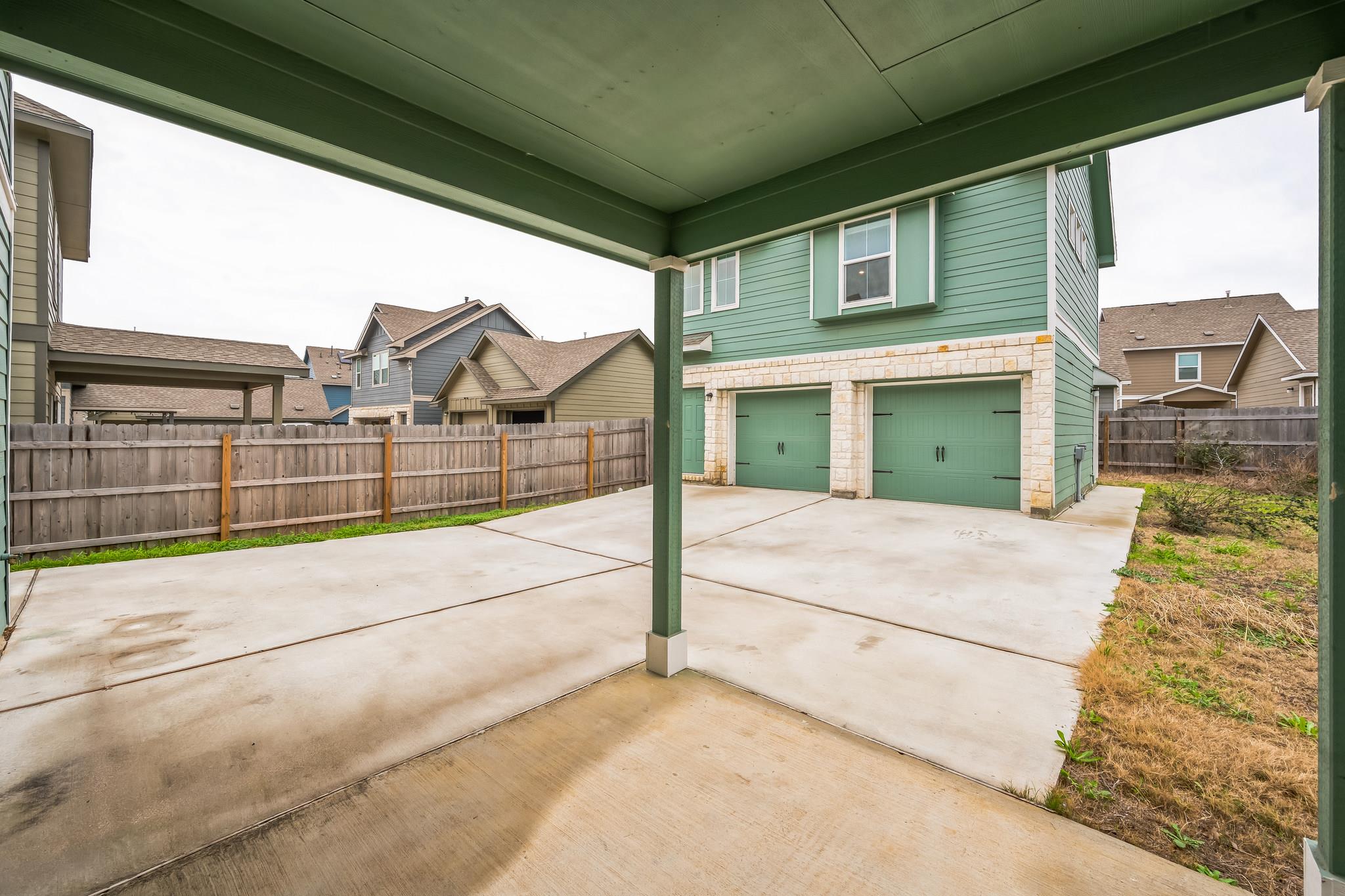 1433 Weatherford LN — photo 3