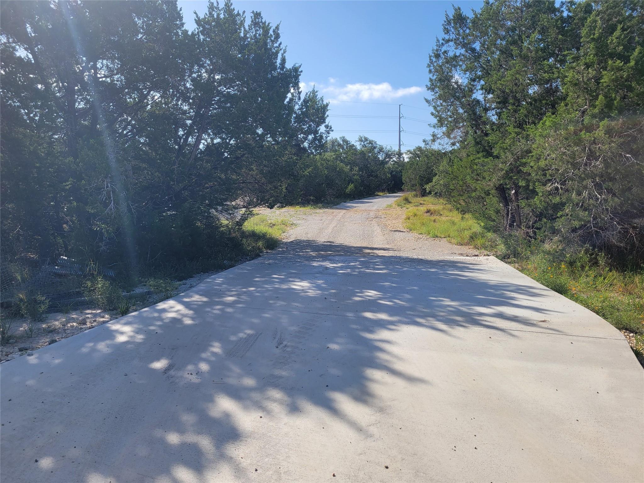 638 Bonita DR — photo 3