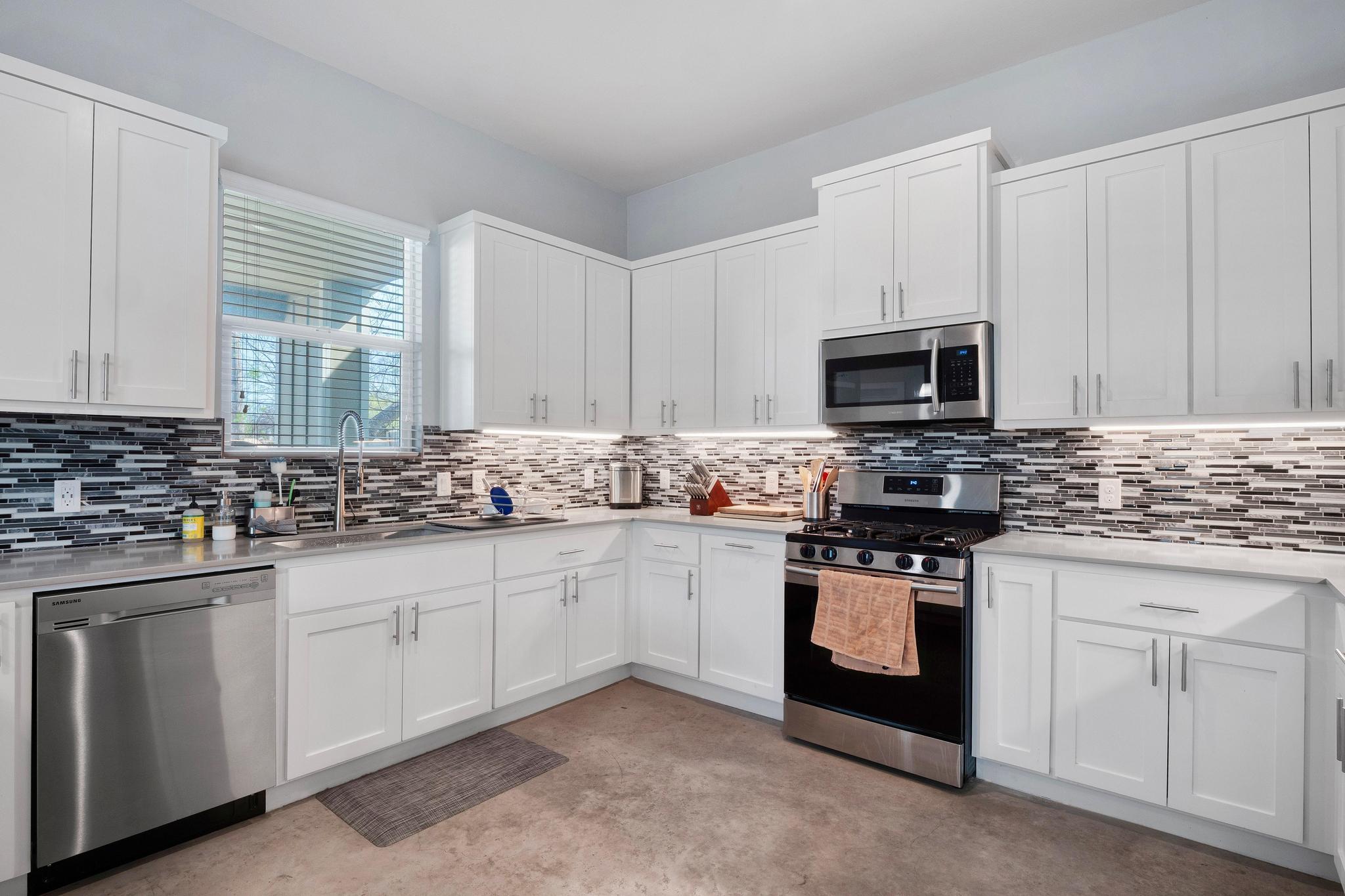 7206 Carver Ave #A — photo 4