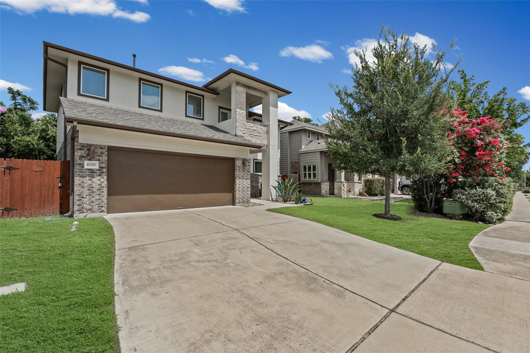 6717 Alleyton DR — photo 4