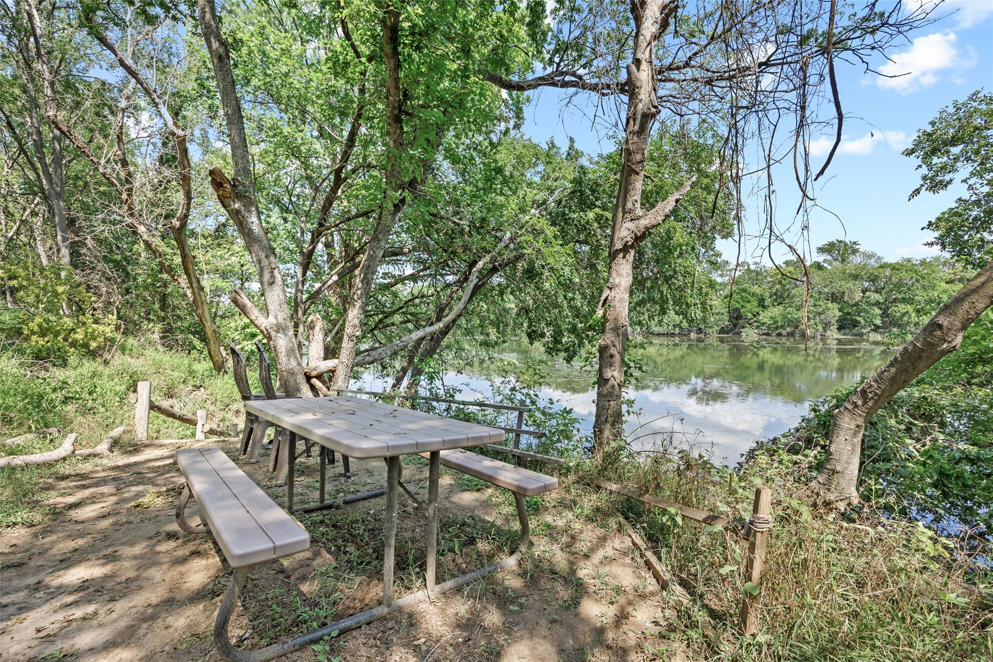 6717 Alleyton DR — photo 3