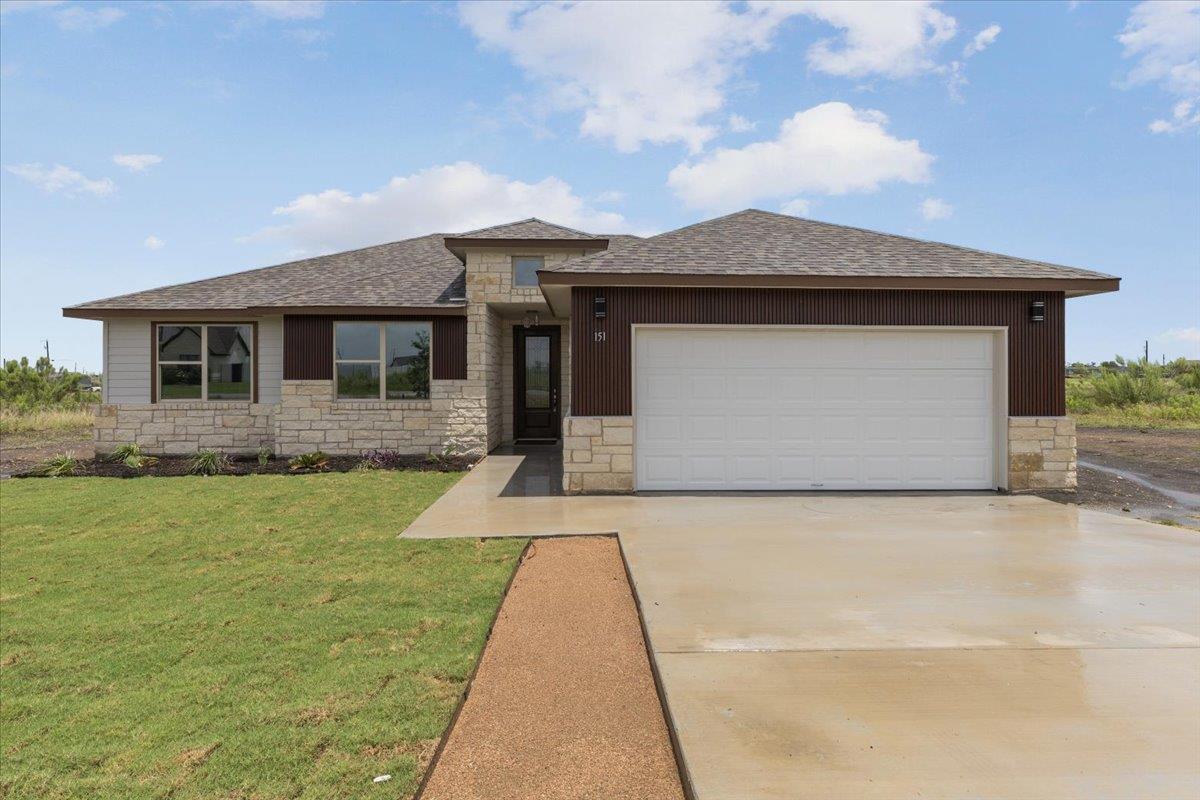 151 Bianca CIR
