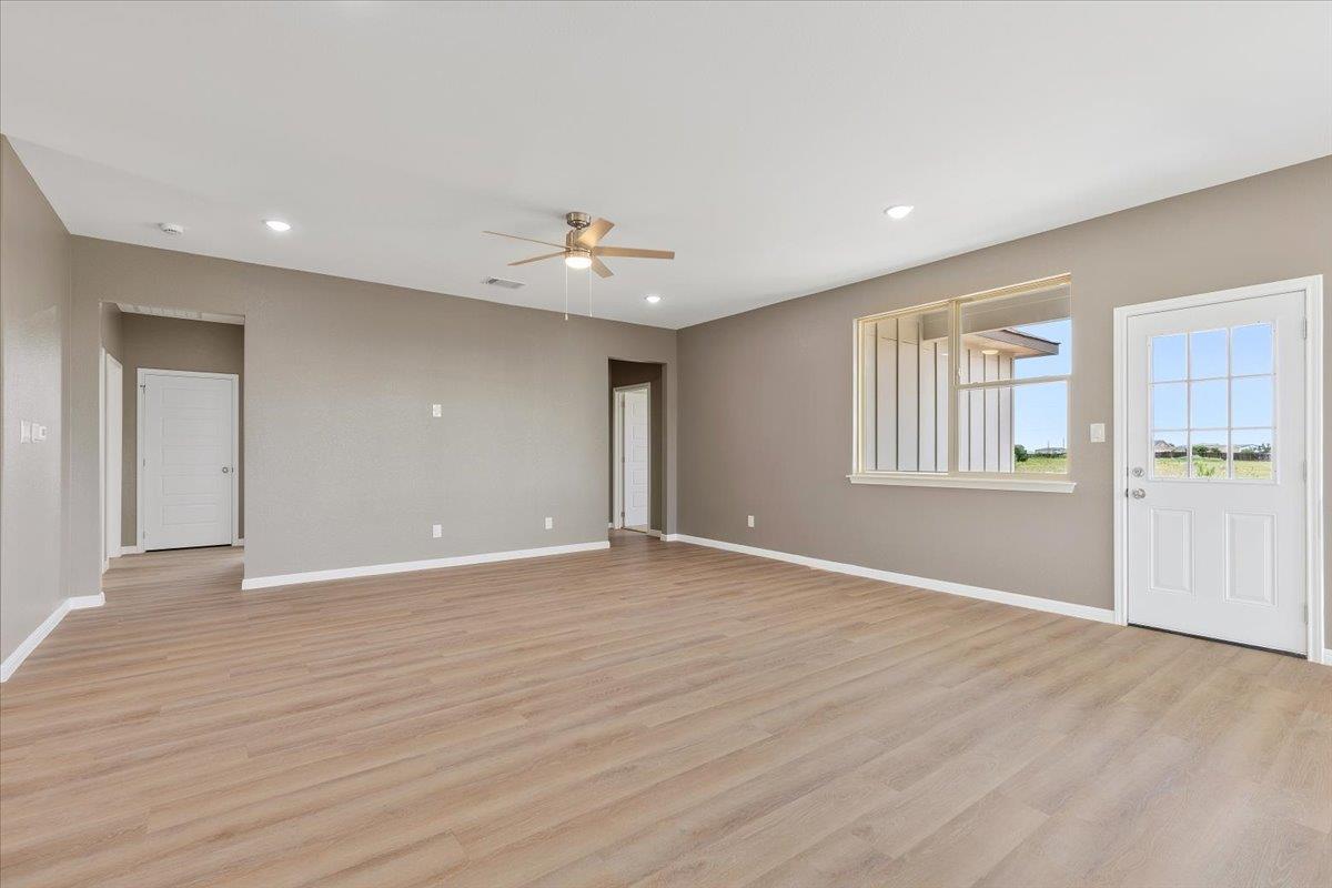 151 Bianca CIR — photo 4