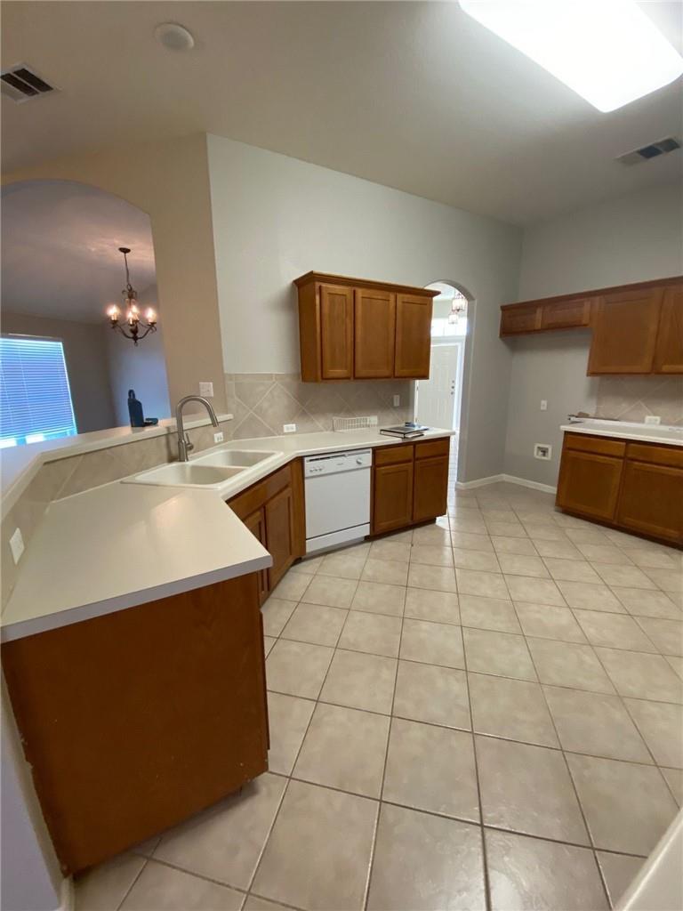 617 Kingston Lacy BLVD — photo 3