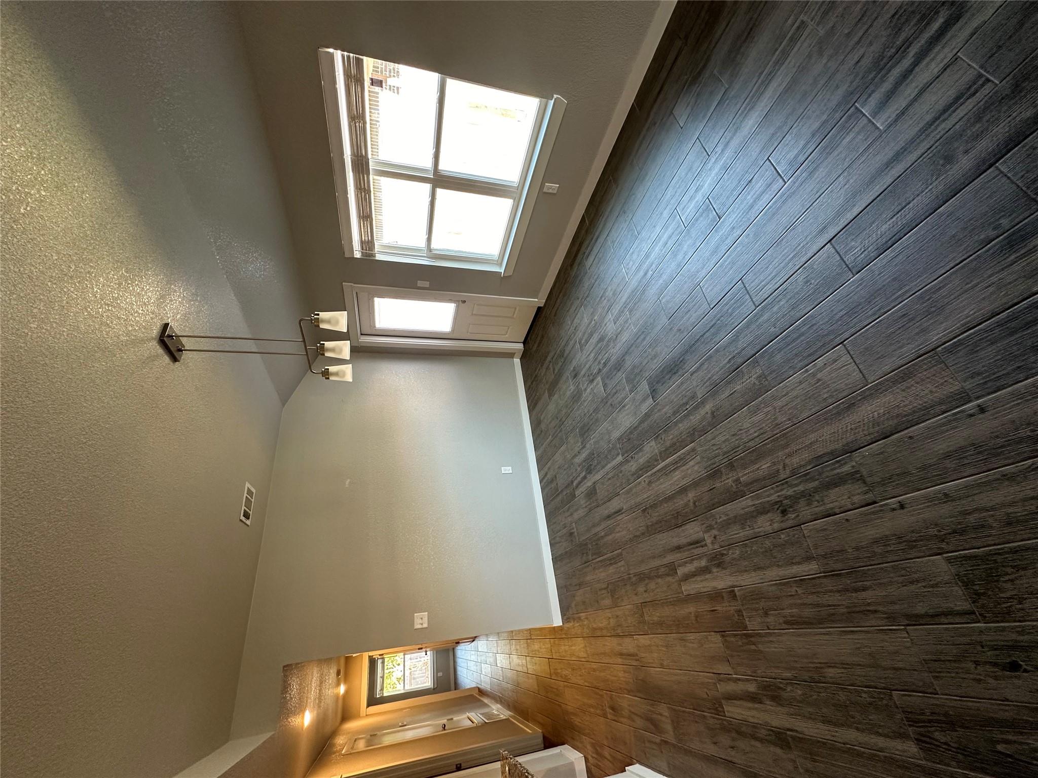 3102 Stonewall DR #B — photo 3