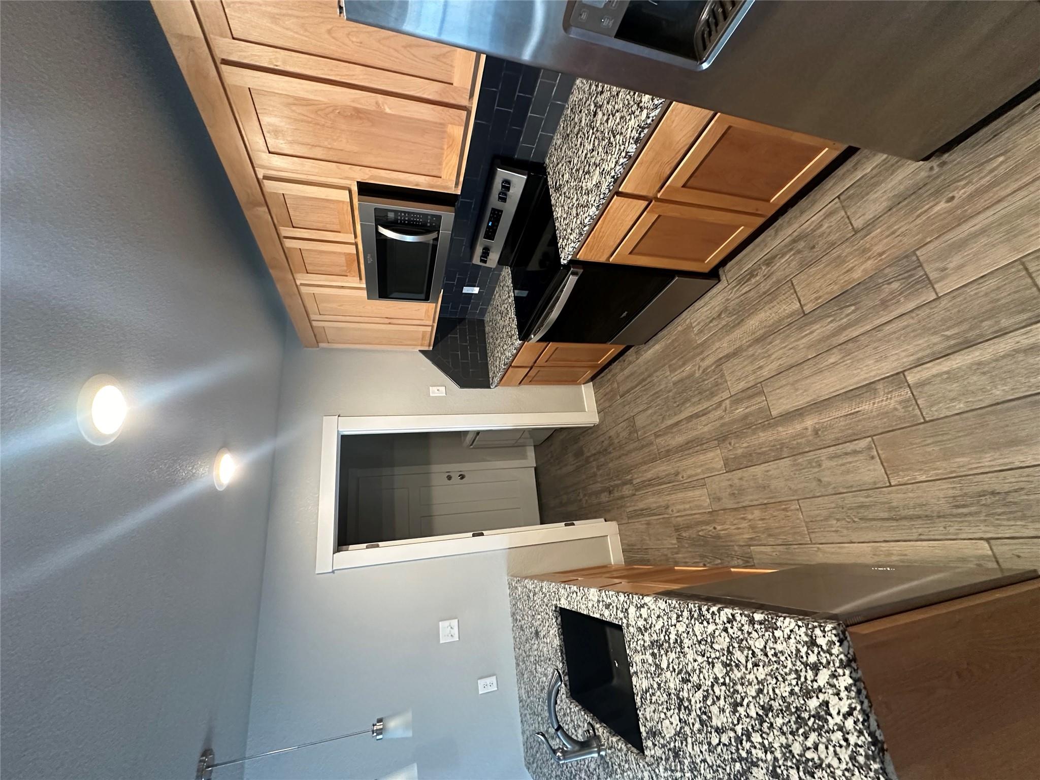 3102 Stonewall DR #B — photo 5