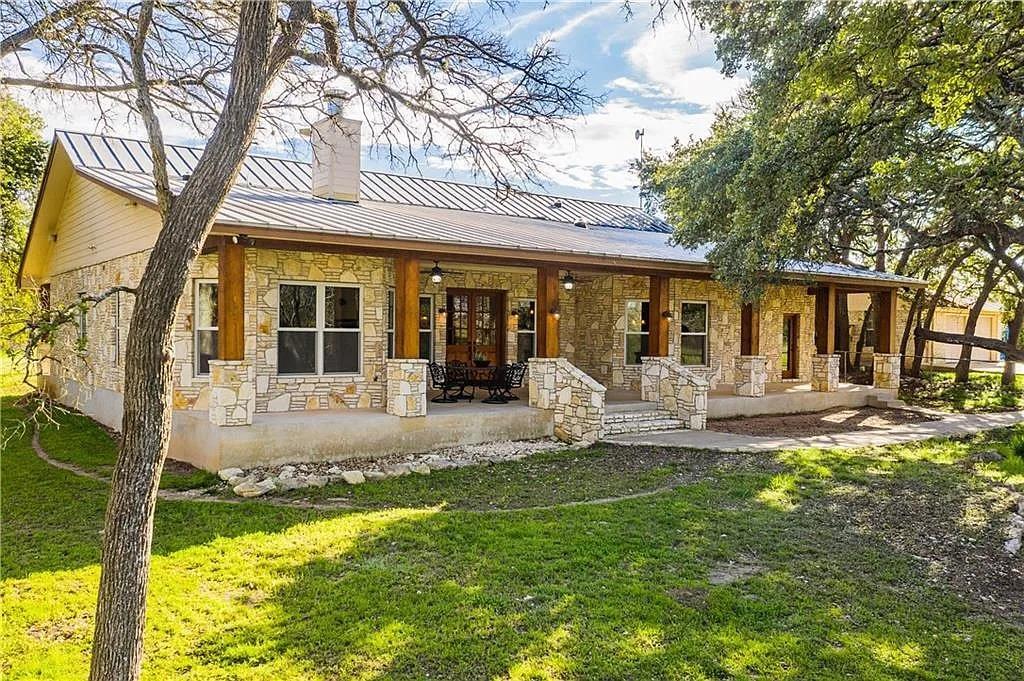 100 Mockingbird Hill LN — photo 3