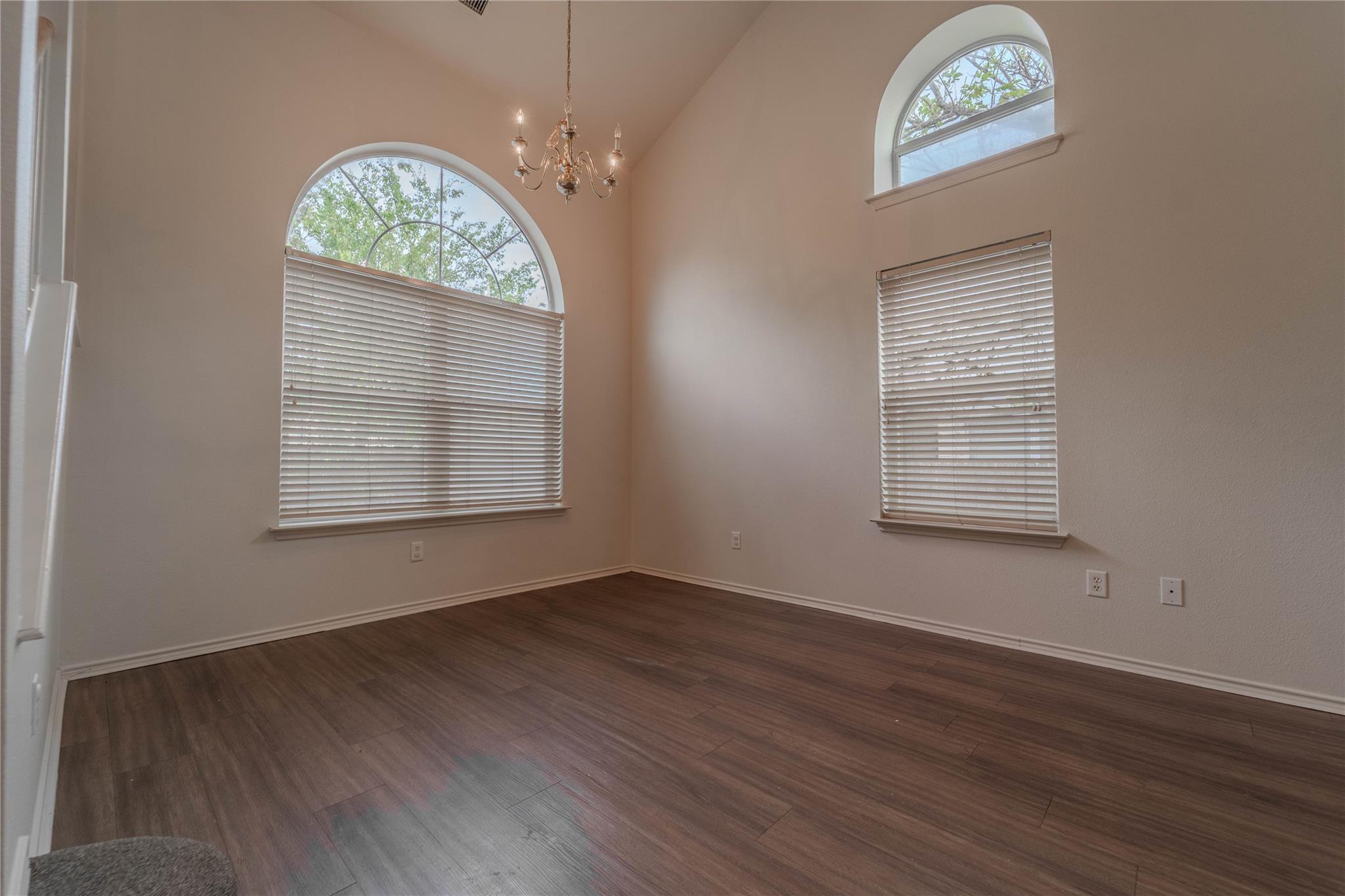17303 Orwell LN — photo 5