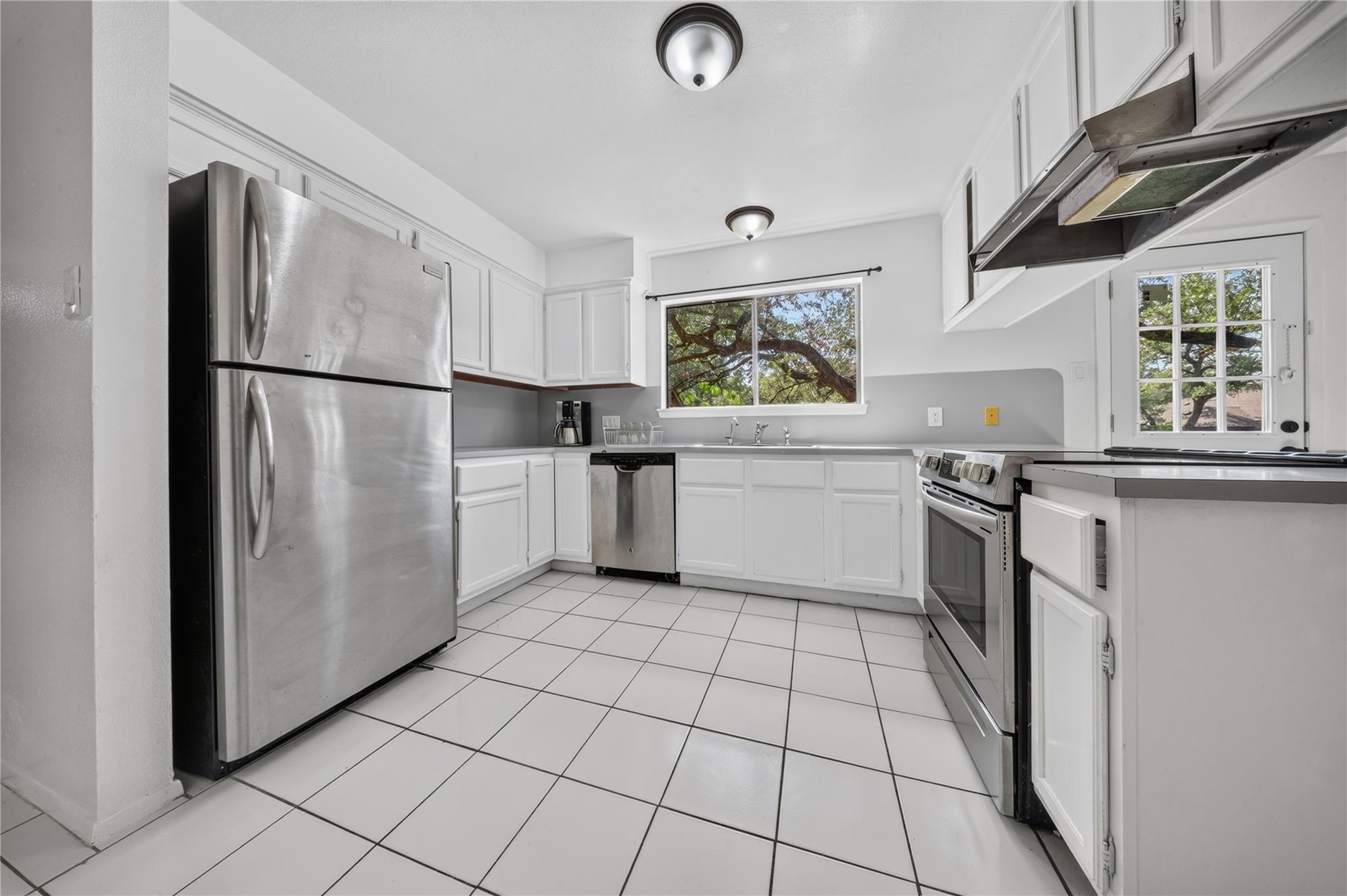 105 Summit Ridge DR — photo 5