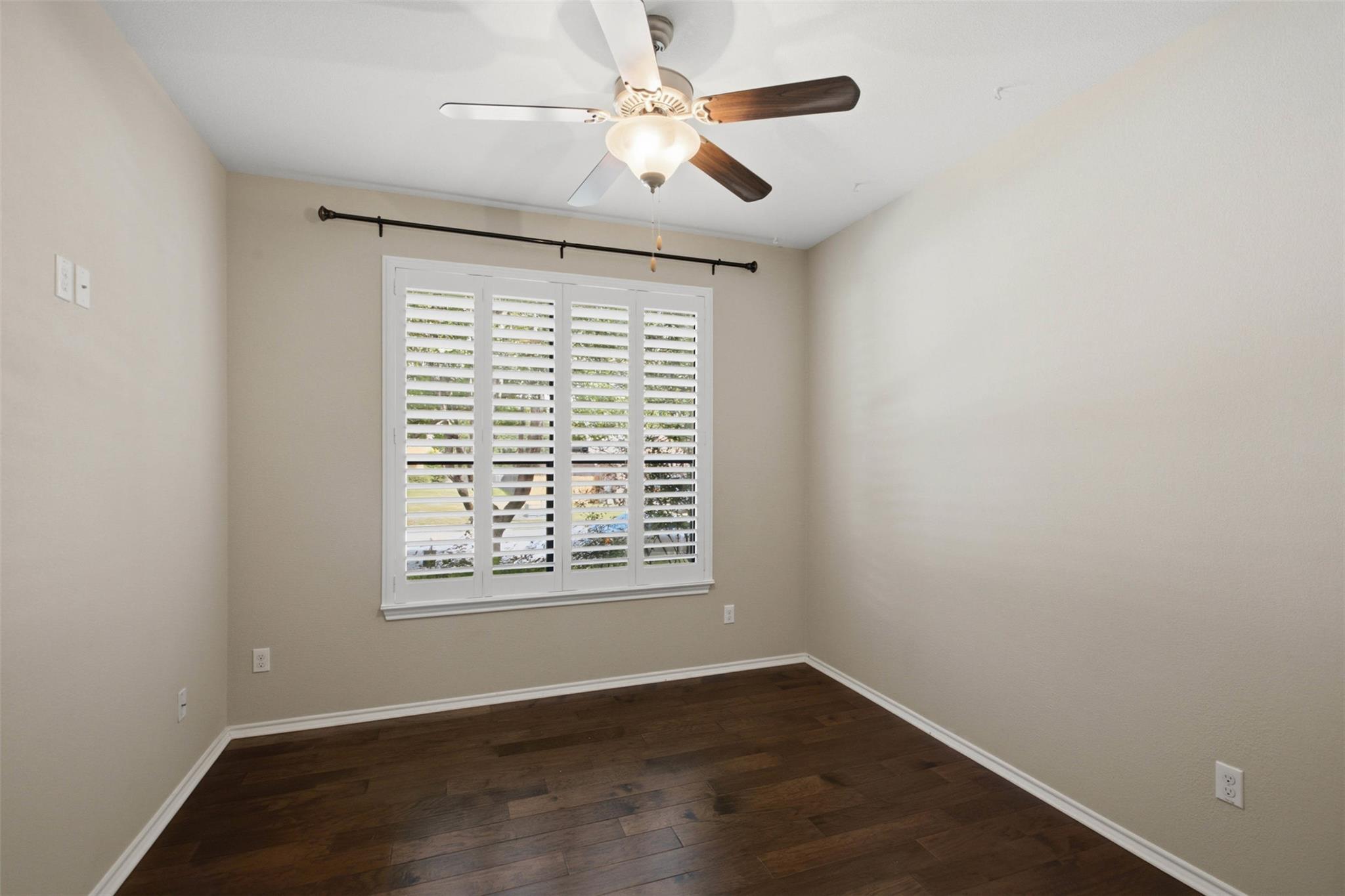 508 Trail Dust DR — photo 5