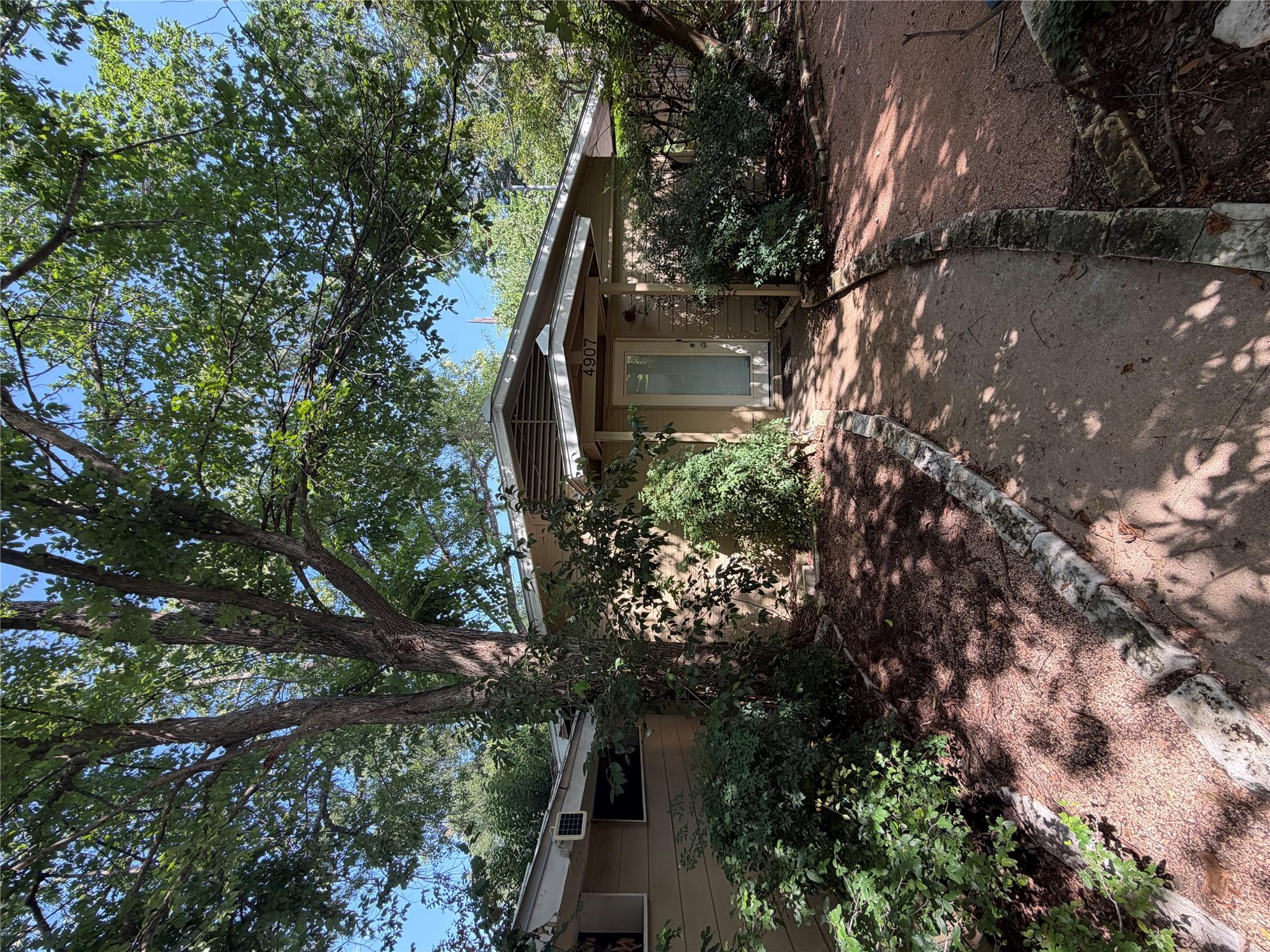 4907 Market DR — photo 3