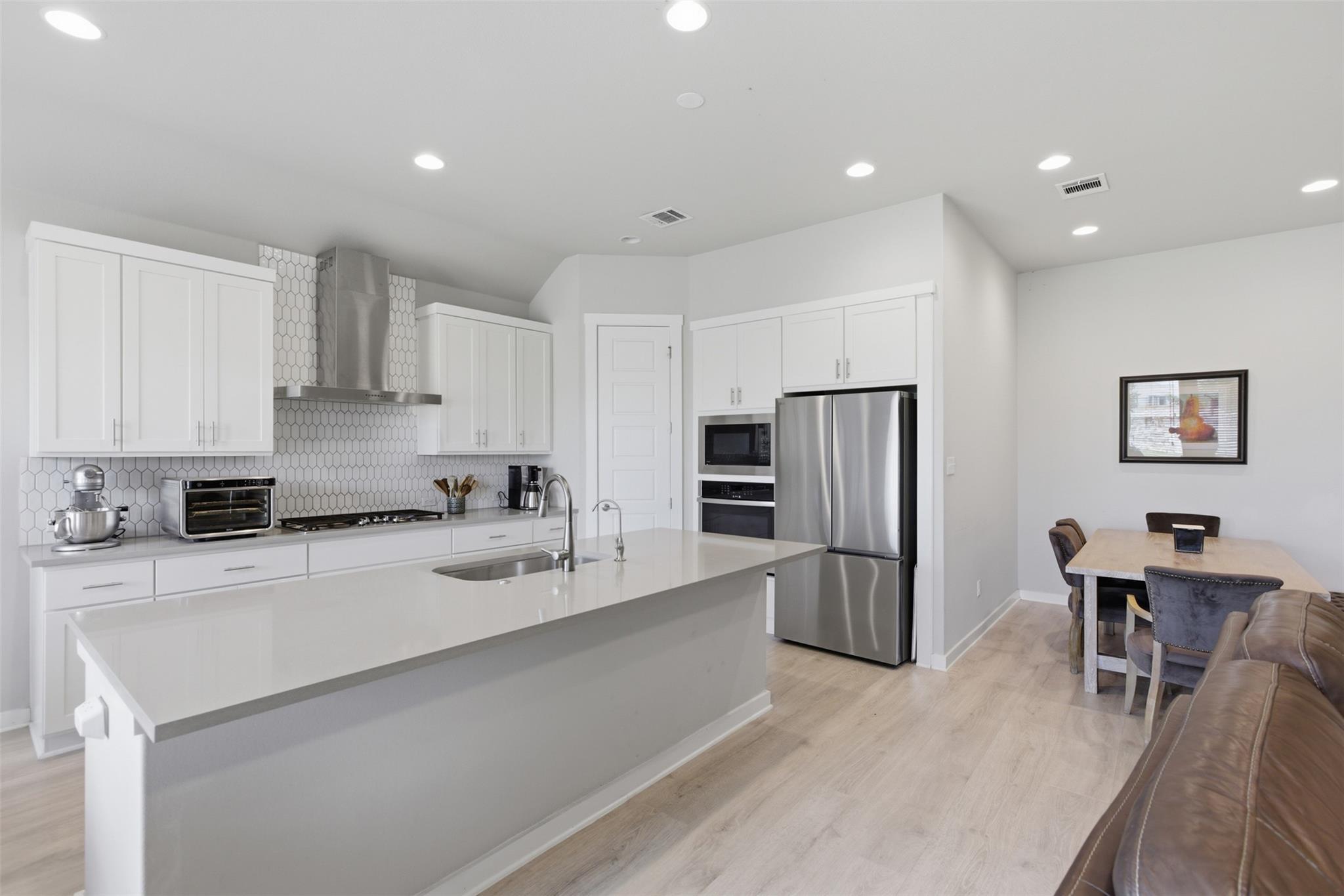 461 Coyote Creek WAY — photo 5