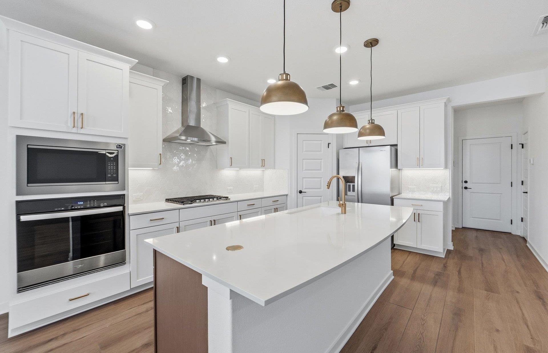 1824 Spring Mountain CV — photo 3