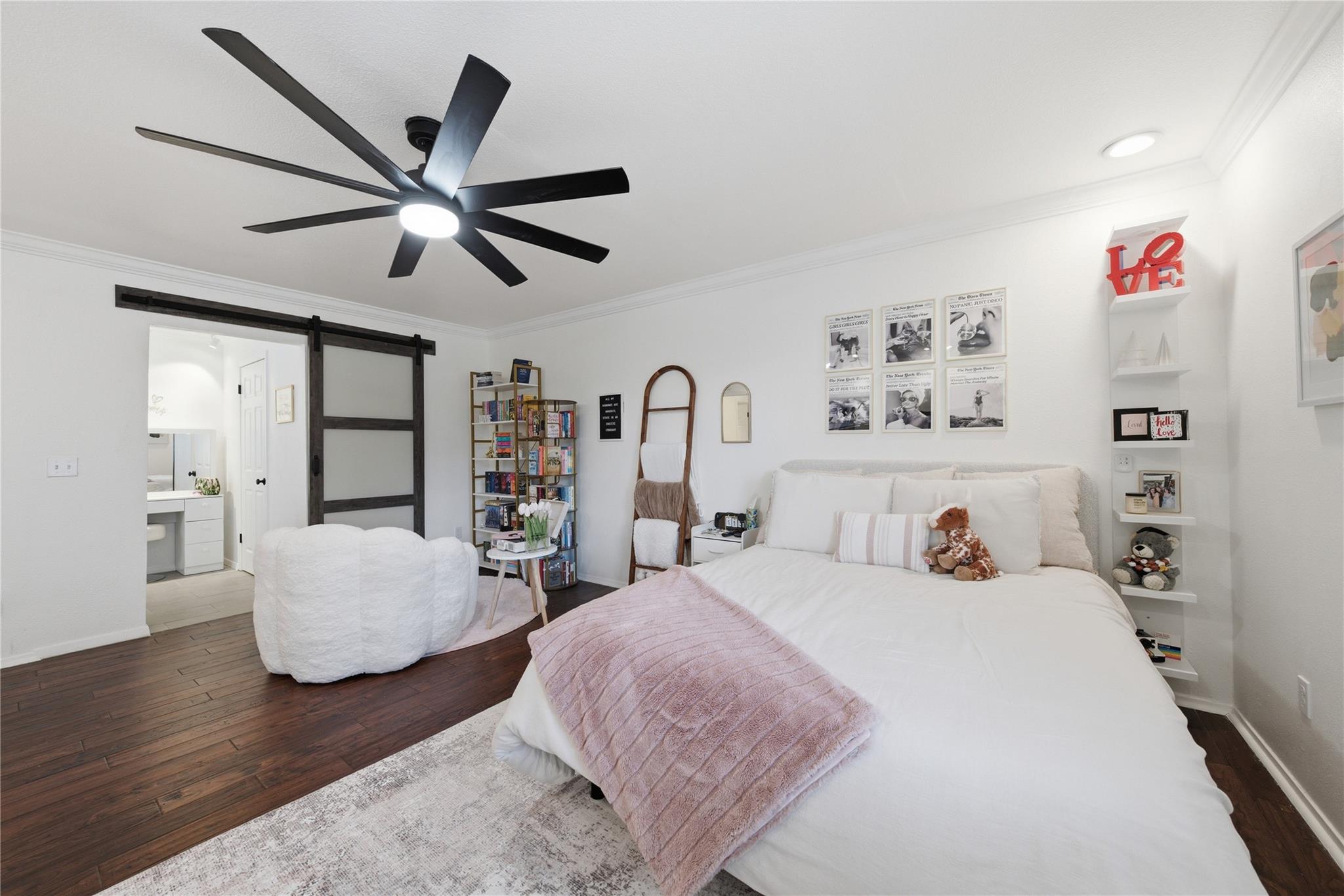 3409 Lakeside DR — photo 4