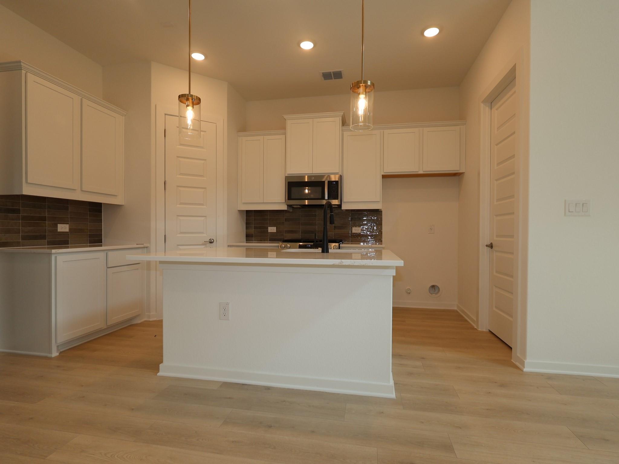 13215 Stabler DR — photo 3